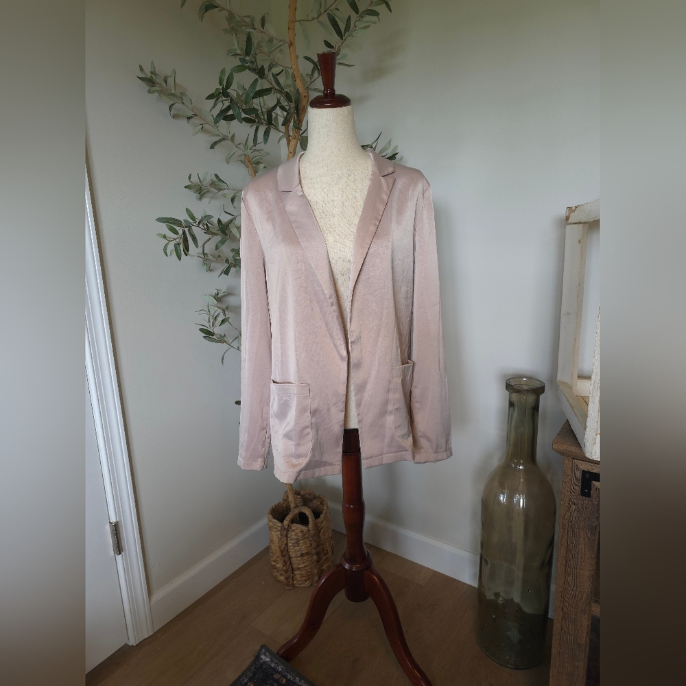 Elegant Beige Silk Blazer